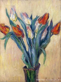 Vaas met tulpen