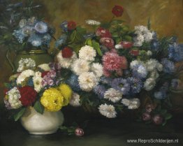 Bloemen in drie vazen