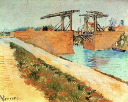 De Langlois-brug in Arles met een weg langs het kanaal