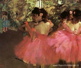 Dansers in roze