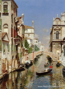 Een Venetiaans kanaal met de Scuola Grande di San Marco en Campo