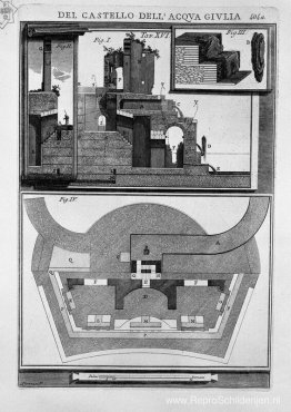 Verhoging van de binnenmuur van de ruïnes van het kasteel en de