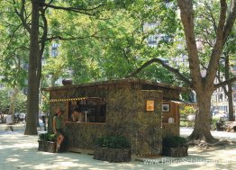 Urban Wildlife Observation Unit, installatie in Madison Square P